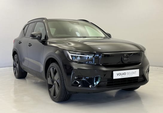A 2025 VOLVO EX40 185kW Ext Range Plus Black Editon 78kWh 5dr Auto