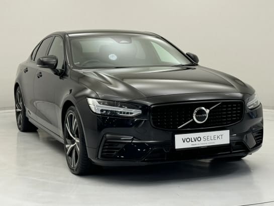 A 2022 VOLVO S90 2.0 T8 Recharge PHEV R DESIGN 4dr AWD Auto