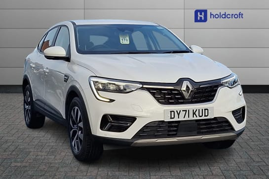 A 2021 RENAULT ARKANA 1.6 E-TECH Hybrid 145 Iconic 5dr Auto