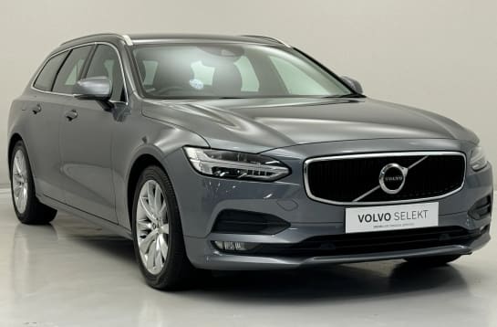 A 2020 VOLVO V90 2.0 T4 Momentum Plus 5dr Geartronic