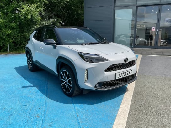 A 2023 TOYOTA YARIS CROSS 1.5 Hybrid GR Sport 5dr CVT