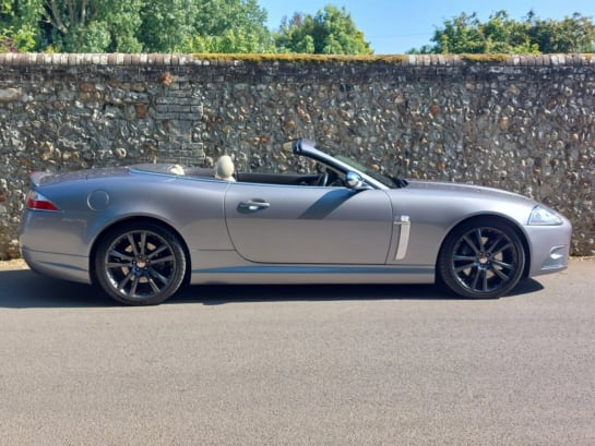 A null JAGUAR XKR 4.2 V8 X150 Convertible