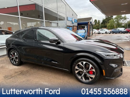 A 2022 FORD MUSTANG MACH-E Extended Range 91kWh SUV 5dr Electric Automatic AWD (351 ps)