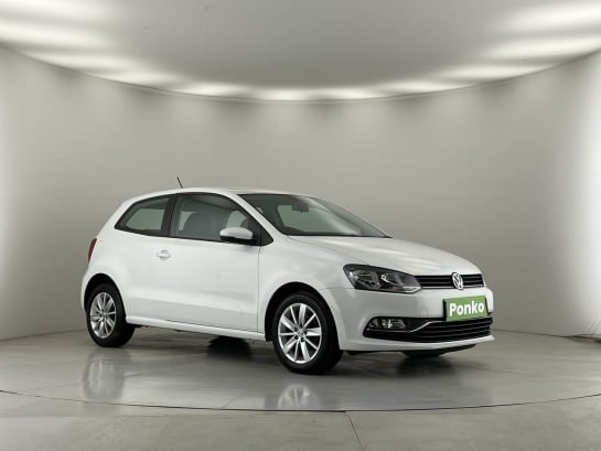 A 2016 VOLKSWAGEN POLO SE TSI