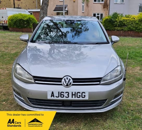 A null VOLKSWAGEN GOLF 1.4L TSI-AUTOMATIC-ULEZ/CAZ PASS-FREE 18MONTHS GOLD WARRANTY & 12MONTHS AA BREAKDOWN COVER