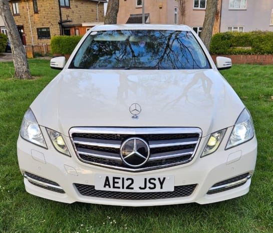 A null MERCEDES-BENZ E CLASS E300-BLUE EFFICIENCY-3.5L PETROL-ULEZ/CAZ PASS-FREE 24MONTHS GOLD WARRANTY