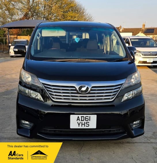 A null TOYOTA VELLFIRE 3.5L - V6 - Platinum Selection edition - Dual Sunroof - Upgraded car - Ulez pass - Free 18months gold warranty & 12Months AA Breakdown Recovery