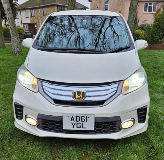 A null HONDA FREED 1.5L HYBRID-7 SEATER FAMILY CAR-AUTOMATIC-ULEZ/CAZ PASS-FREE 18MONTHS GOLD WARRANTY