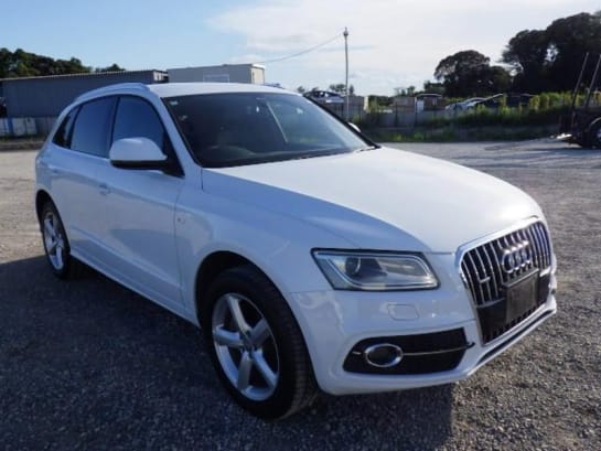 A null AUDI Q5 S LINE- 3.0L PETROL-LOW MILEAGE-ULEZ/CAZ PASS-FREE 12MONTHS GOLD WARRANTY & 12MONTHS AA BREAKDOWN COVER