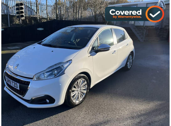 A 2019 PEUGEOT 208 1.2L PURETECH S/S SIGNATURE Hatchback 5dr Petrol Manual Euro 6 (82 bhp)