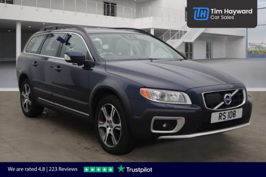 A 2013 VOLVO XC70 D5 SE LUX AWD