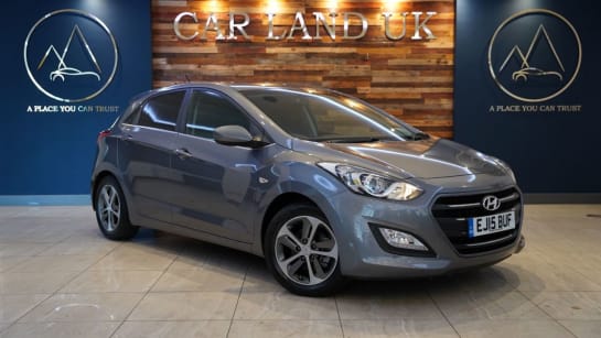 A null HYUNDAI I30 1.4 SE 5d 99 BHP *AIR CON*DIAMOND ALLOYS*