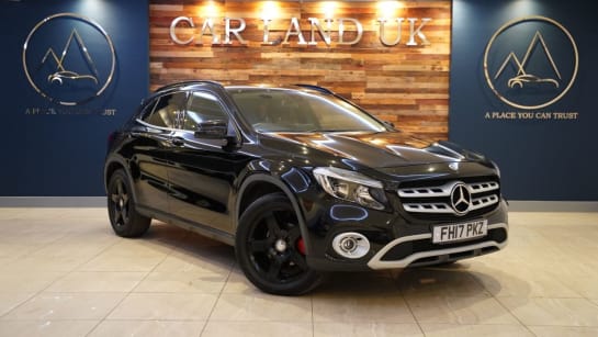 A null MERCEDES-BENZ GLA 2.1 GLA200d SE SUV 5dr Diesel Manual Euro 6 (s/s) (136 ps) *BLACK PACK*REVE