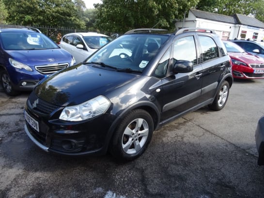 A 2011 SUZUKI SX4 SZ4