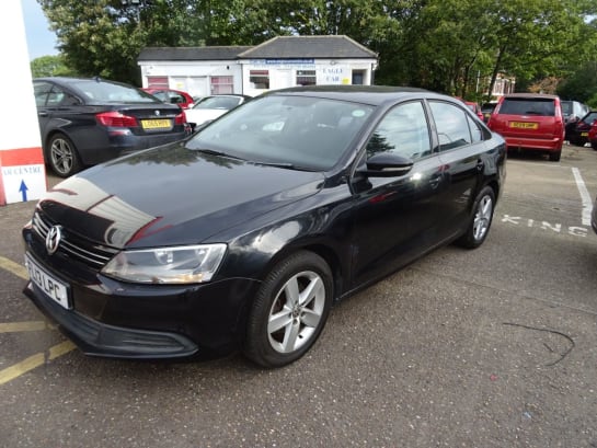 A 2013 VOLKSWAGEN JETTA SE TDI BLUEMOTION TECHNOLOGY