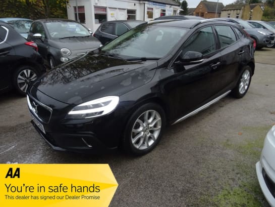 A null VOLVO V40 CROSS COUNTRY 1.5 T3 Pro Hatchback 5dr Petrol Auto Euro 6 (s/s) (152 ps) UNBELIEAVEABLE C