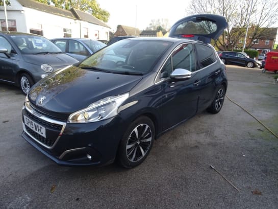 A null PEUGEOT 208 1.2 PureTech Tech Edition Hatchback 5dr Petrol Manual Euro 6 (s/s) (82 ps)