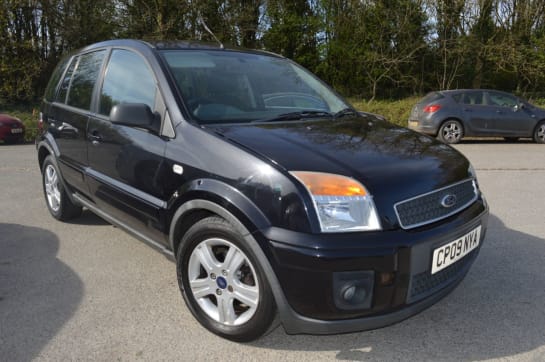 A null FORD FUSION 1.6 Zetec Hatchback 5dr Petrol Automatic (179 g/km, 99 bhp) WARRANTY+FRESH
