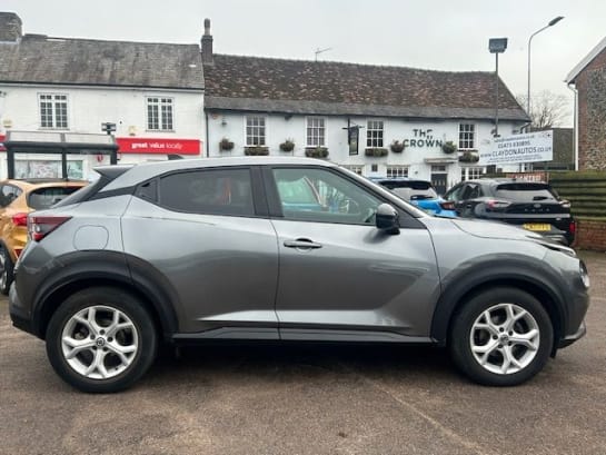 A null NISSAN JUKE 1.0 DIG-T N-CONNECTA 5dr EURO 6 ONE PRIVATE OWNER