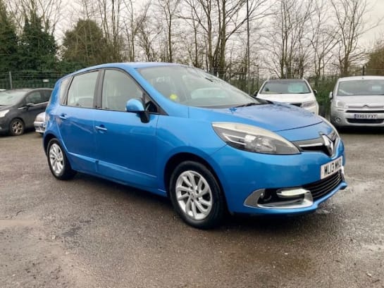 A null RENAULT SCENIC 1.5 dCi DYNAMIQUE TOM TOM MPV 5dr EDC AUTOMATIC