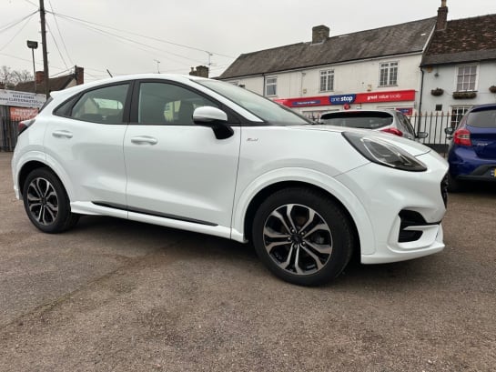 A null FORD PUMA 1.0T ECOBOOST MHEV ST-LINE SUV 5dr HYBRID EURO 6 (s/s) (125 ps)