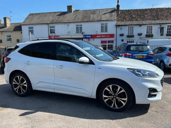 A null FORD KUGA 1.5TDCI ECOBLUE ST-LINE X EDITION SUV 5dr DIESEL EURO 6 (s/s) FINE EXAMPLE,