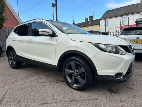 A null NISSAN QASHQAI 1.5 DCI N-CONNECTA 5dr DIESEL EURO 6 (s/s) (110 ps) WITH SERVICE HISTORY