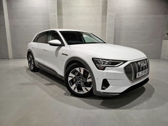 A null AUDI E-TRON 55 SUV 5dr Electric Auto quattro 95kWh (408 ps)