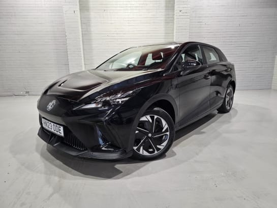 A null MG MG4 64kWh SE Long Range Hatchback 5dr Electric Auto (203 ps)