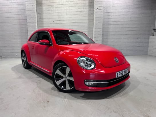 A 2016 VOLKSWAGEN BEETLE 2.0 TDI BlueMotion Tech Design Hatchback 3dr Diesel Manual Euro 6 (s/s) (11