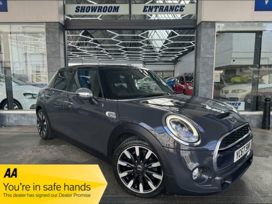 A null MINI HATCH 2.0 Cooper S Hatchback Petrol Manual Euro 6 (s/s) (192 ps) 5dr