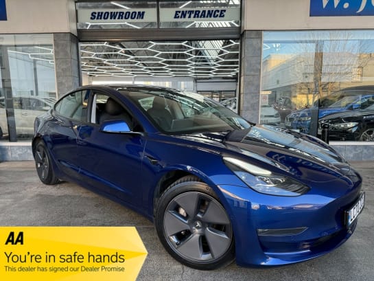 A null TESLA MODEL 3 (Dual Motor) Long Range Saloon Electric Auto 4WDE (346 ps) 4dr