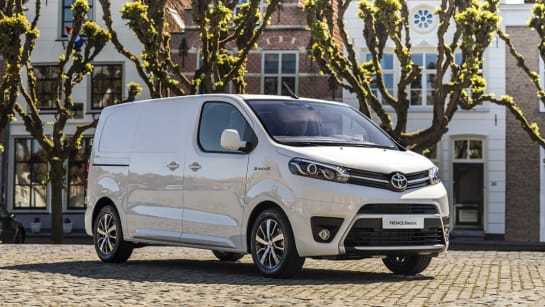 A 2022 TOYOTA PROACE 100kW Icon 50kWh Van Auto