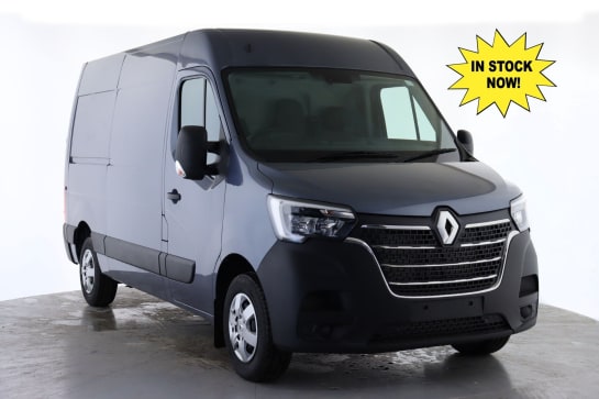 A 2023 RENAULT MASTER MM33 ADVANCE DCI