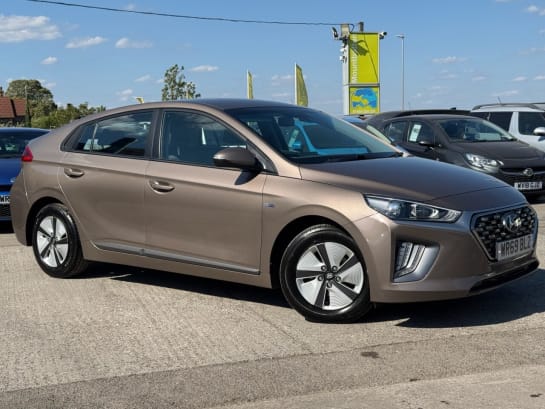 A null HYUNDAI IONIQ 1.6 h-GDi SE Connect Hatchback 5dr Petrol Hybrid DCT Euro 6 (s/s) (141 ps)