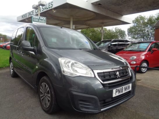 A 2018 PEUGEOT PARTNER TEPEE 1.6 BlueHDi Active Euro 6 5d 75 BHP 5 SERVICE STAMPS 12 MONTHS MOT