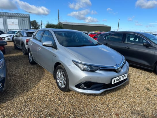 A null TOYOTA AURIS 1.8 VVT-I BUSINESS EDITION 5d 99 BHP