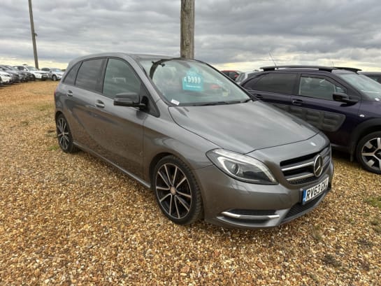 A null MERCEDES-BENZ B-CLASS 1.5 B180 CDI Sport MPV 5dr Diesel Manual Euro 5 (s/s) (109 ps)