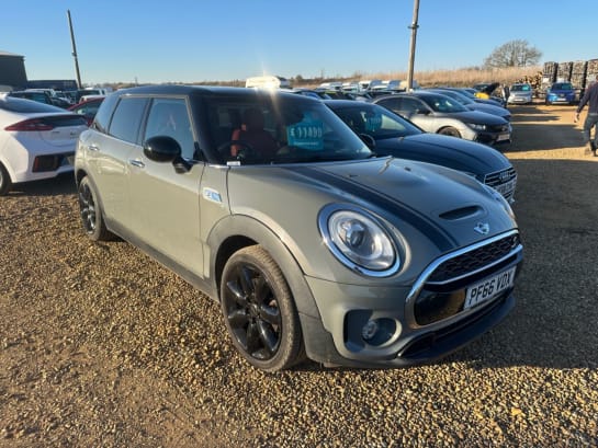 A 2016 MINI MINI CLUBMAN COOPER S