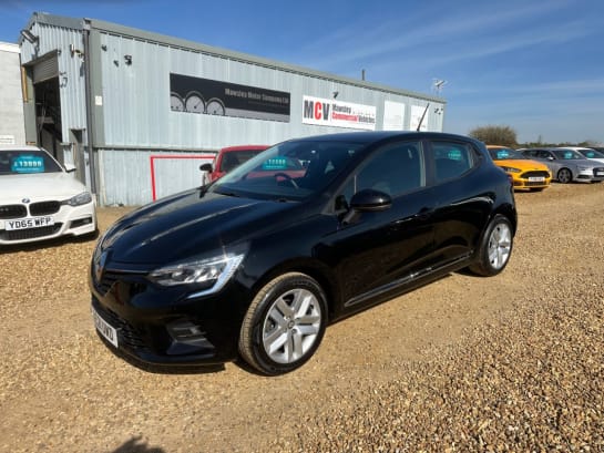 A null RENAULT CLIO 1.0 SCe Play Hatchback 5dr Petrol Manual Euro 6 (s/s) (75 ps)