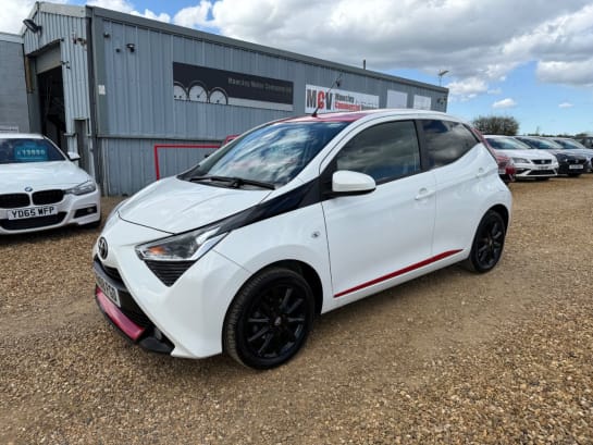 A null TOYOTA AYGO 1.0 VVT-i x-press Hatchback 5dr Petrol Manual Euro 6 (71 ps)