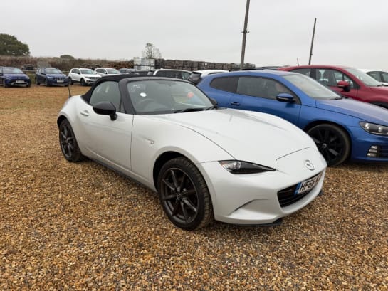 A 2016 MAZDA MX-5 2.0 SKYACTIV-G SE-L Nav Convertible 2dr Petrol Manual Euro 6 (160 ps)