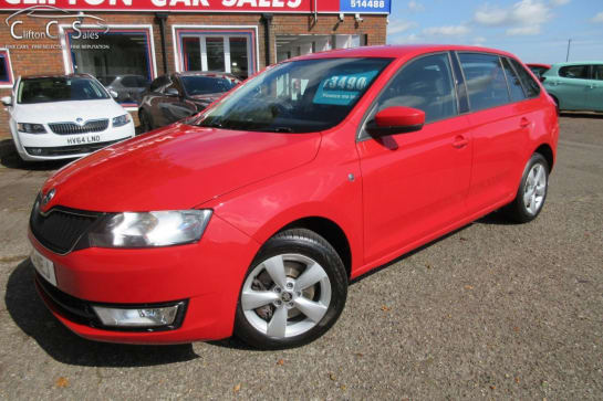 A null SKODA RAPID SPACEBACK 1.2 TSI SE Hatchback 5dr Petrol Manual Euro 5 (105 ps)