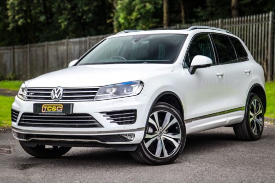 A null VOLKSWAGEN TOUAREG 3.0 V6 R-LINE TDI BLUEMOTION TECHNOLOGY 5d 262 BHP