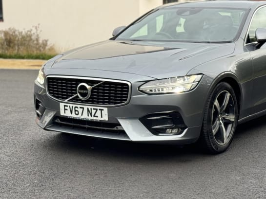 A 2018 VOLVO S90 2.0 D4 R-Design Saloon 4dr Diesel Auto Euro 6 (s/s) (190 ps) Adaptive Cruis