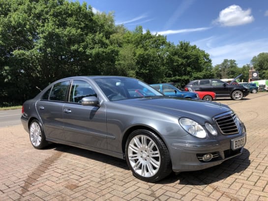 A 2009 MERCEDES E CLASS E280 CDI SPORT