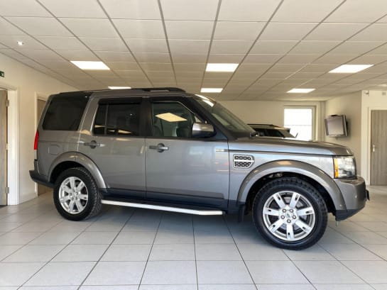 A 2011 LAND ROVER DISCOVERY 4 3.0 SD V6 GS CommandShift 4WD Euro 5 5dr