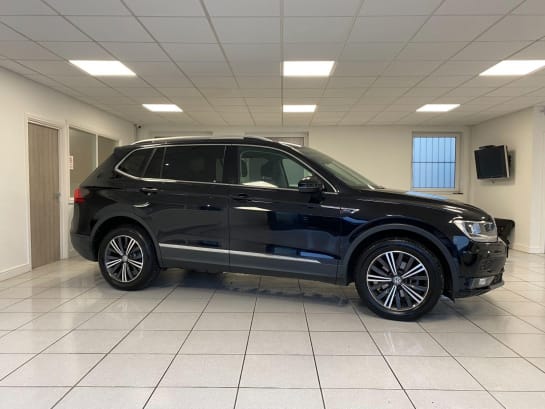 A 2018 VOLKSWAGEN TIGUAN ALLSPACE 2.0 TDI SE Nav DSG 4Motion Euro 6 (s/s) 5dr