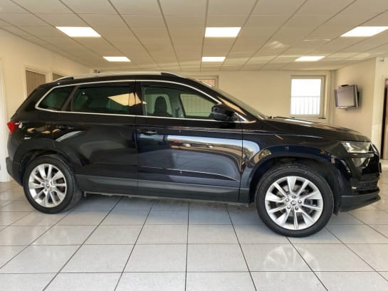 A 2019 SKODA KAROQ 2.0 TDI SE L 4WD Euro 6 (s/s) 5dr