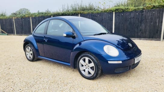 A 2008 VOLKSWAGEN BEETLE 1.6 Luna Hatchback 3dr Petrol Manual Euro 4 (102 ps)